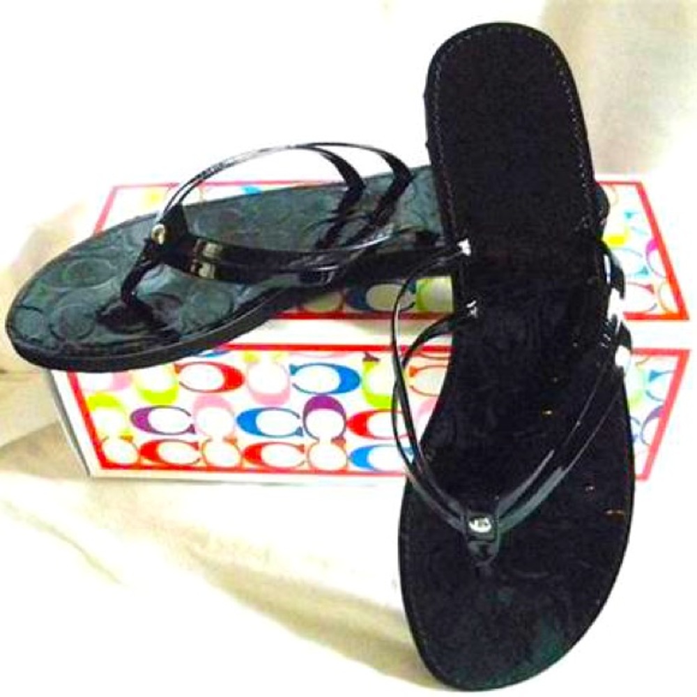 [NWT] Authentic Coach Juney Patent Flip Flops-Size 8